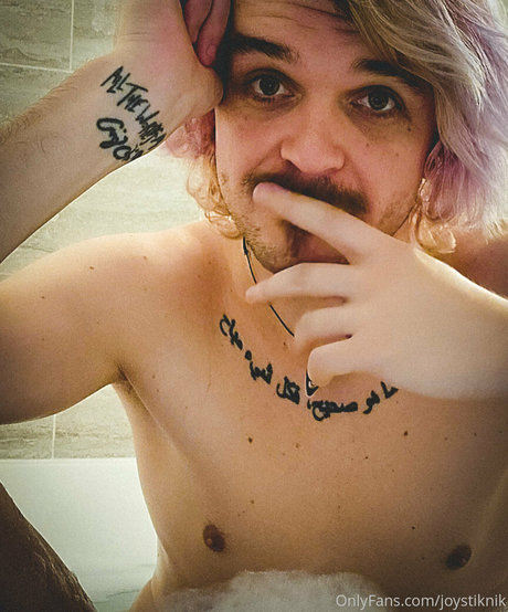 joystiknik only fans leak