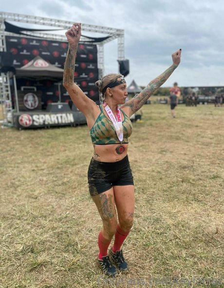 taylorraz onlyfans leaked