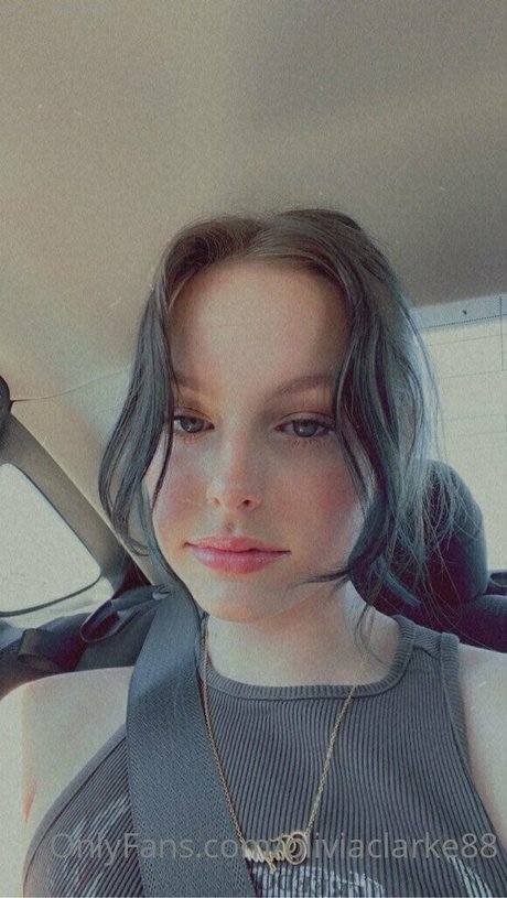 oliviaclarke88 onlyfans nudes porn