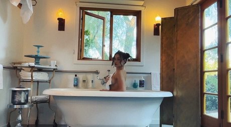 creammsodaa onlyfans nudes