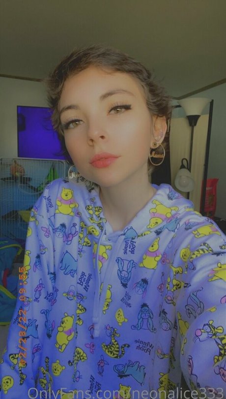 neonalice333 onlyfans for free