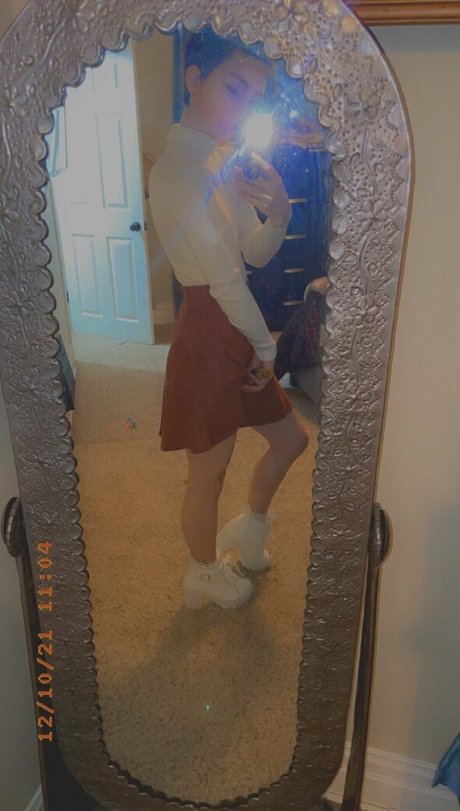 neonalice333 onlyfans content type