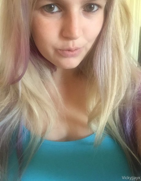 vickyjjay Profile image