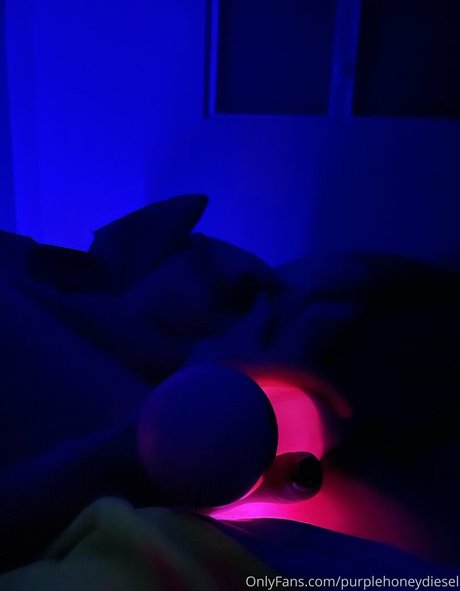 purplehoneydiesel onlyfans leaked.