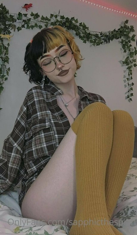 cryptidcaitlin onlyfans naked leaked