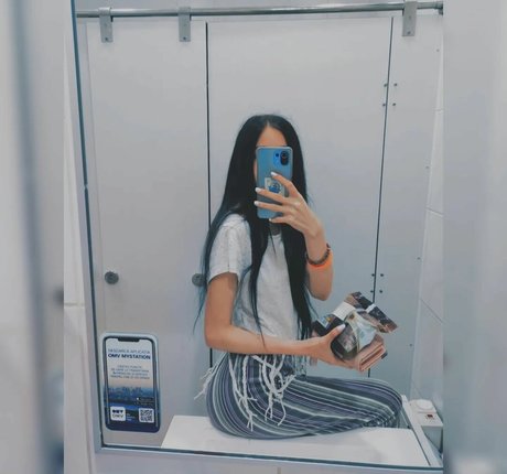 teen handjob onlyfans free xxx still