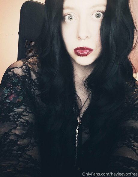 hayleevoxfree onlyfans pic