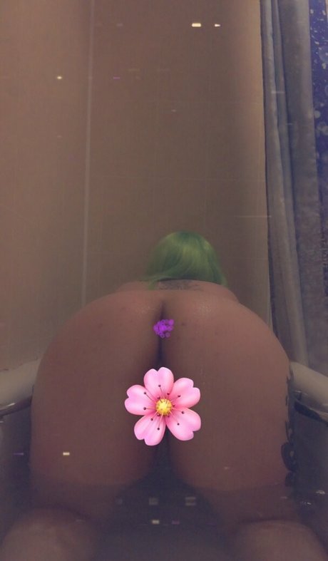 welshbarbiedolly onlyfans nude