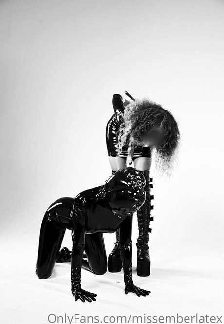 missemberlatex onlyfans leaked