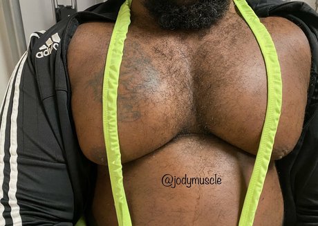 anal onlyfans top depiction