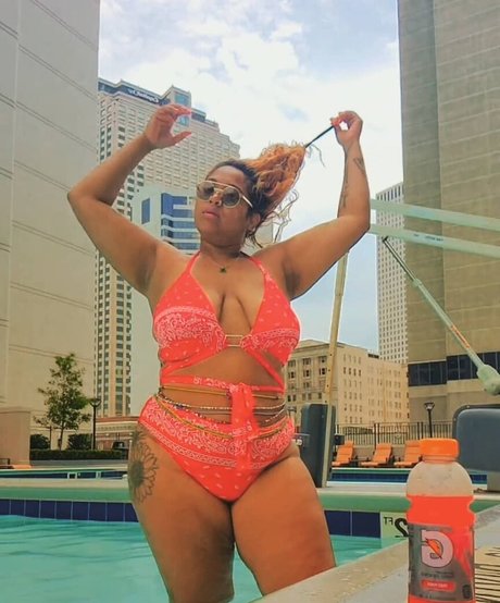 TheeChinaWhite only fans nude leaks