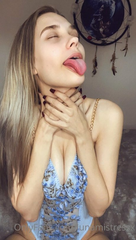 lunamistressx onlyfans porn