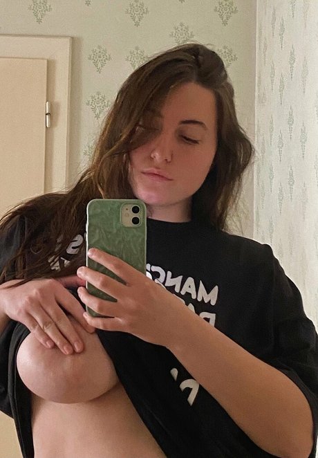 zhanna v xxx onlyfans