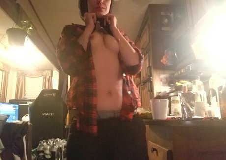 snaggletoothcostumes pics onlyfans