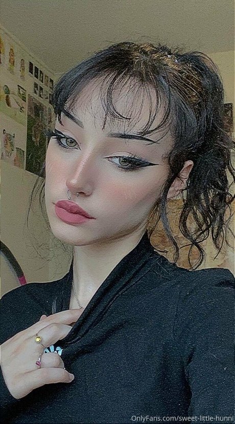 sweet little hunni nudes onlyfans leak