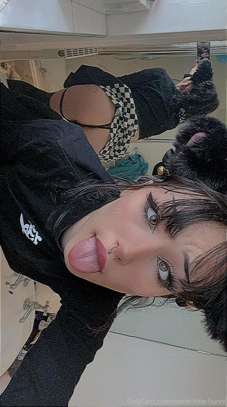 sweet little hunni leaked onlyfans pics