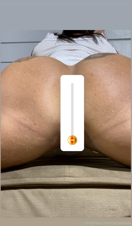 carlainhaia onlyfans naked porn