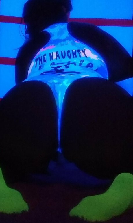 nikkihippy onlyfans x