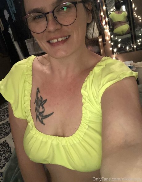nikkihippy nudes leaked onlyfans