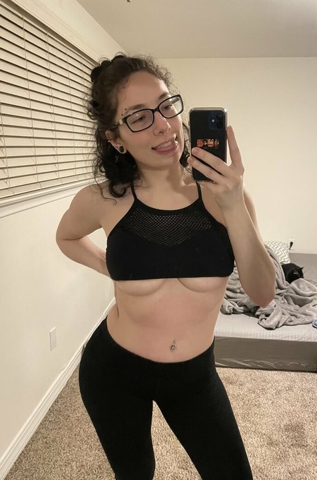 ghostlygothx leaked onlyfans pics