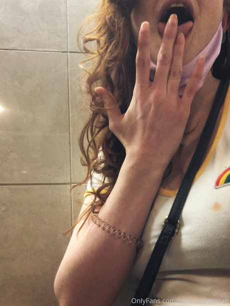 Carrotcakekitten leaks onlyfans