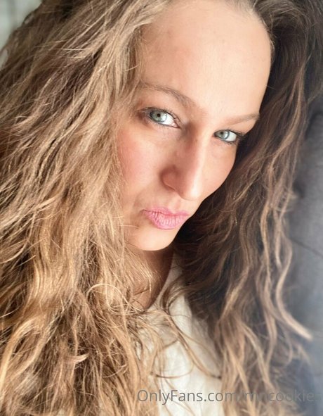 mncookies onlyfans topless