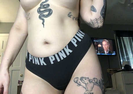 lucyshilohcam onlyfans leaks