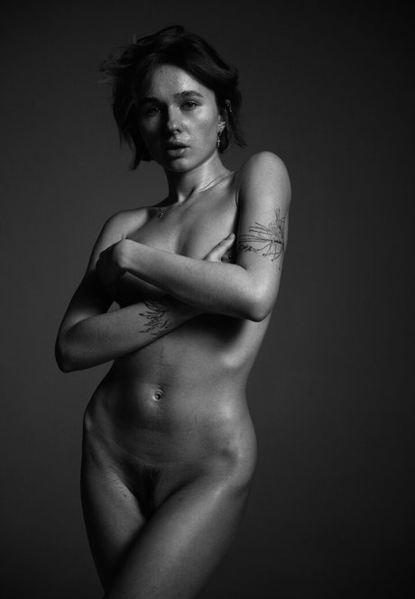 lilbiii onlyfans model images