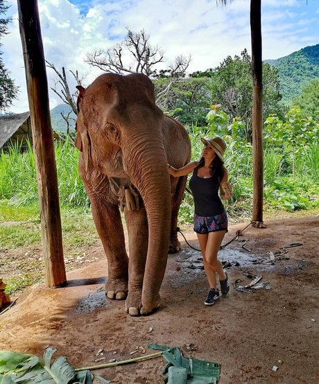 Lara Moreno onlyfans lean