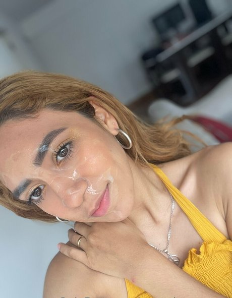 artemiscarmona onlyfans star