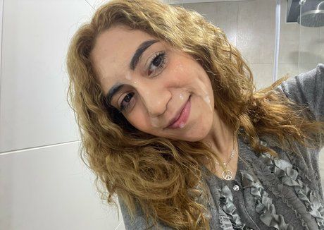 artemiscarmona onlyfans pic