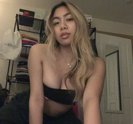 jellycaaakes naked on onlyfans
