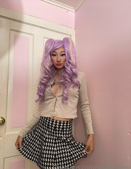 strawishere naked on onlyfans
