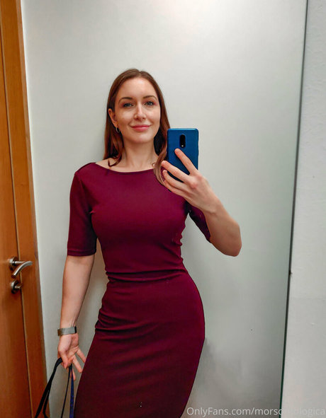 morsontologica desnuda onlyfans