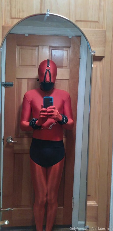 sir latexman porn onlyfans