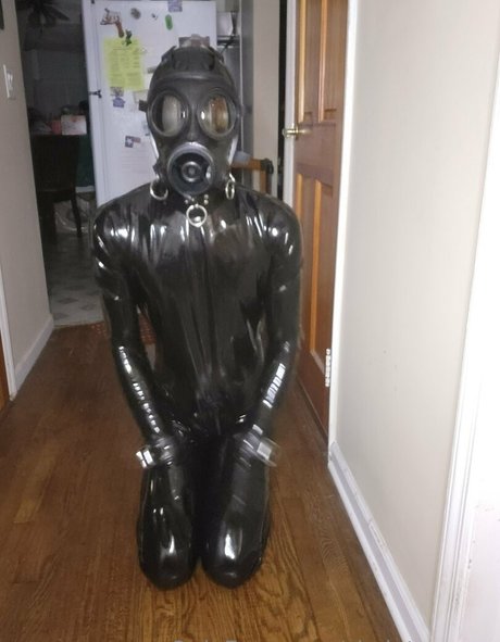 sir latexman naked onlyfans leaked