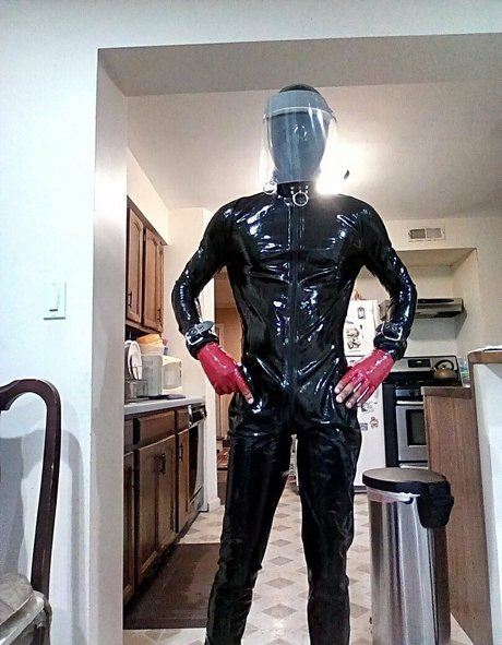 sir latexman leak onlyfans
