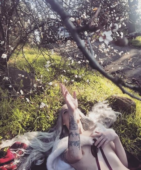 misslovelock only fans nude