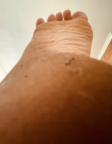 softboyfeetx onlyfans naked