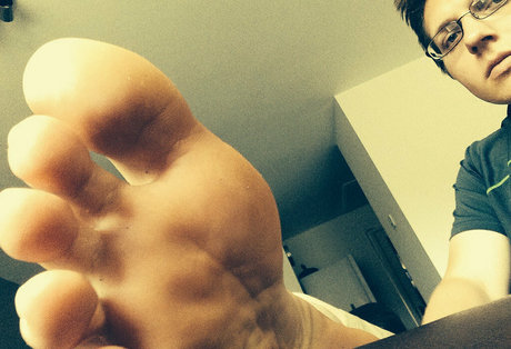 softboyfeetx onlyfans nude pics