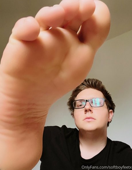 softboyfeetx leaked onlyfans pics
