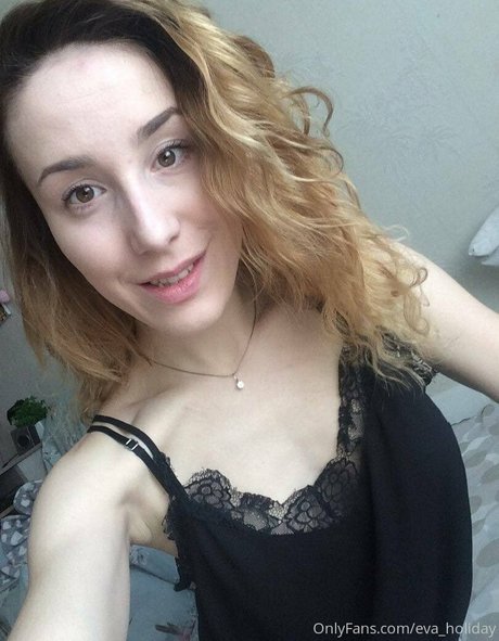evaholiday xxx onlyfans