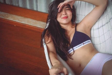 Anna Kisue onlyfans leak