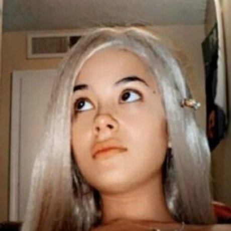 Vanessa Ayavar nude onlyfans pics