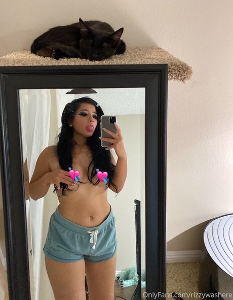 rizzywashere onlyfans picture