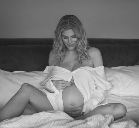 Ashley Louise James leaked onlyfans photos