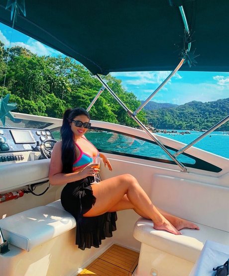 Leticia Beppler onlyfans sextape