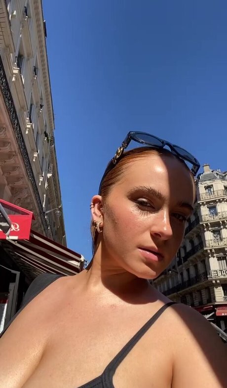 Laura Svensson nsfw onlyfans