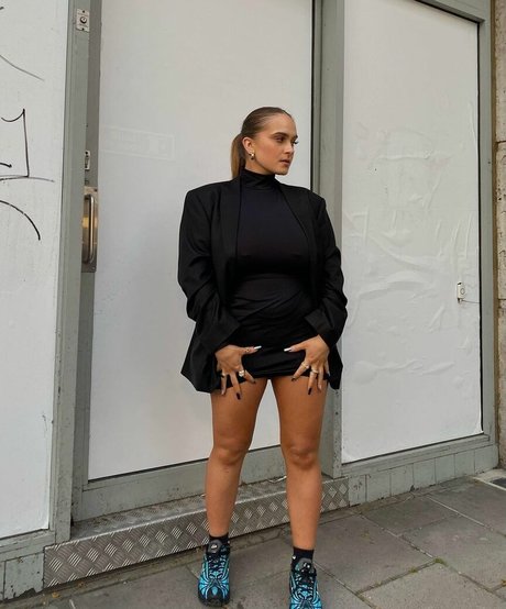 Laura Svensson leak only fans