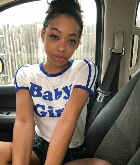 chynaunique onlyfans topless